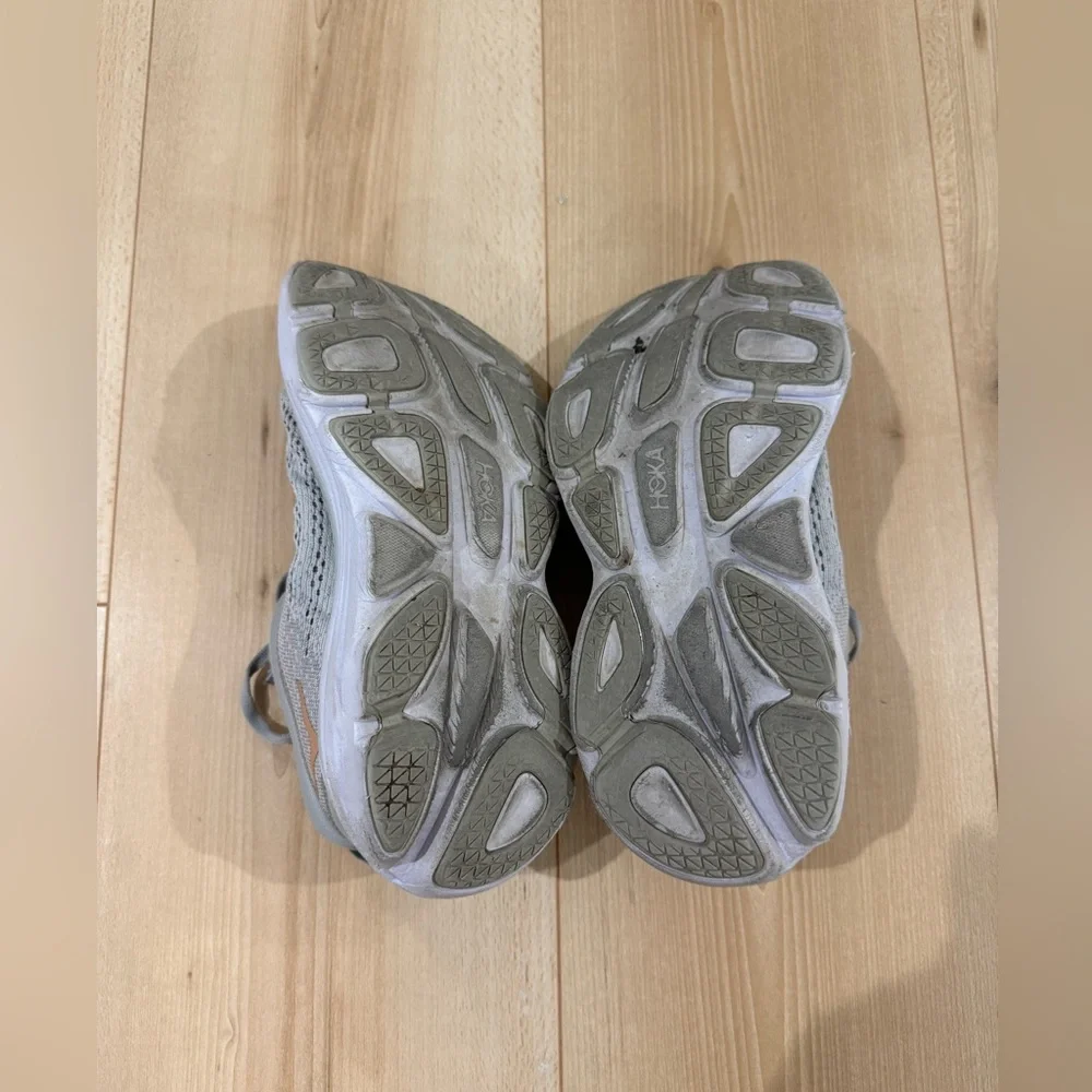 Hoka Gaviota Women's Gray Running Shoes - Picture 4 of 13